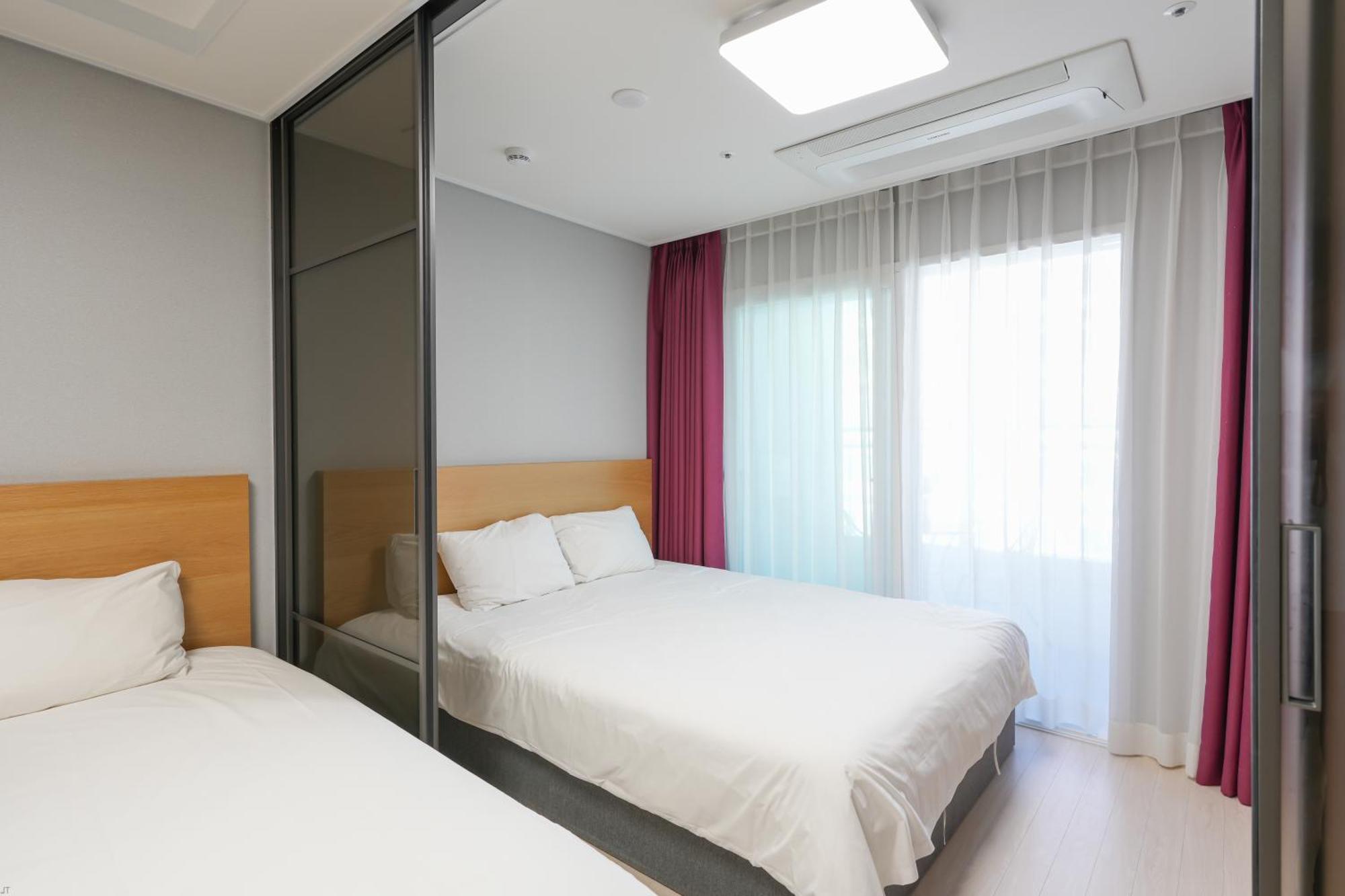 Yeosu Hotel First City Exterior foto